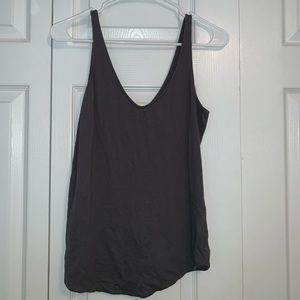 Women’s athletic tank top